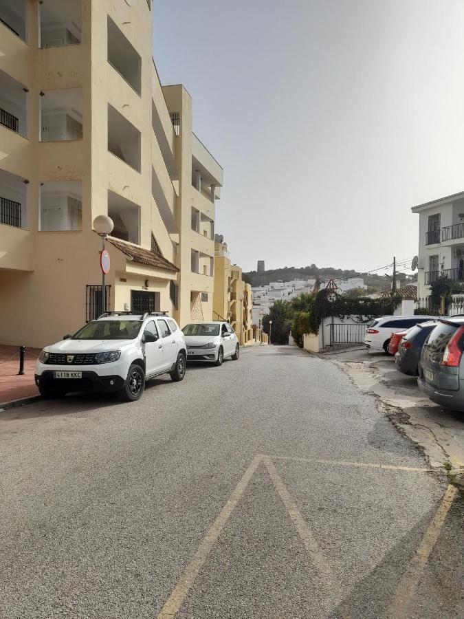 Nice Apartment Near The Beach Fuengirola Exterior foto